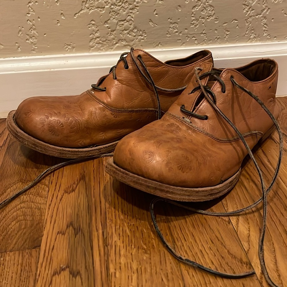 OOAK Magnolia Pearl Bojangles Shoe